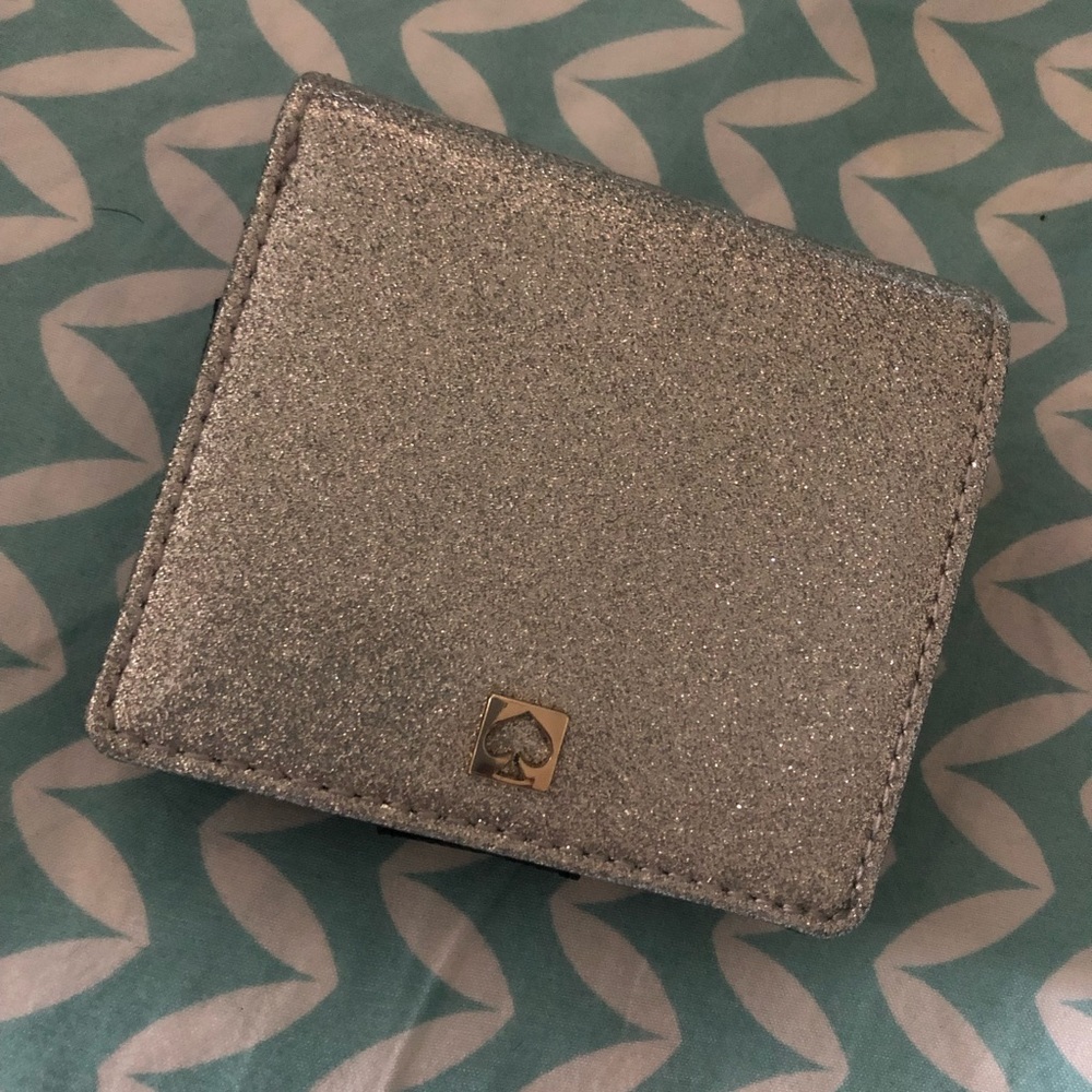 Kate Spade Small wallet